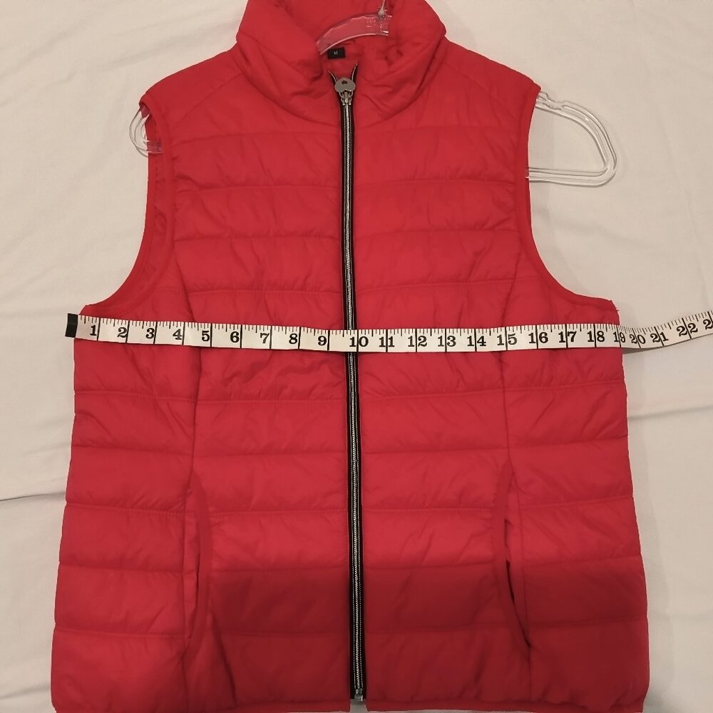 Guess  Women's Red Puffer Vest  Size M - Picture 3 of 7